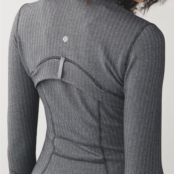 Lululemon Define Jacket - Picture 4 of 12